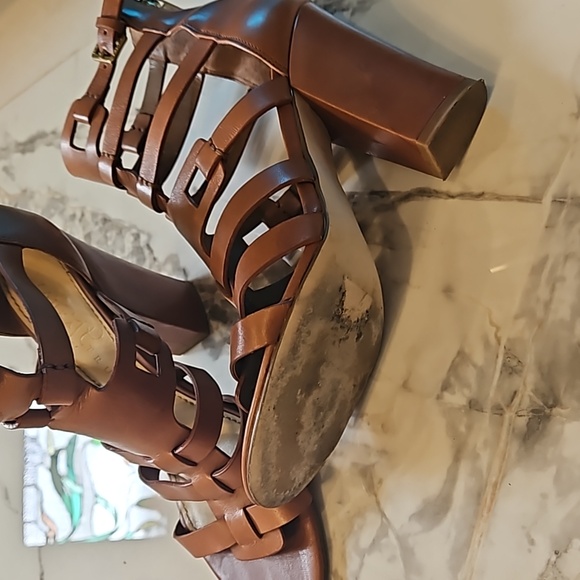 Ivanka Trump Shoes, Size 8 - Picture 6 of 6